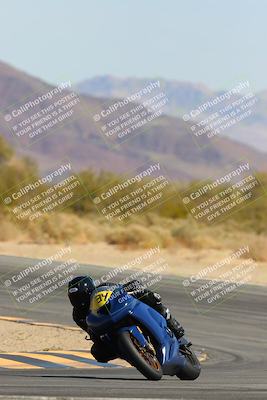 media/Mar-21-2025-CVMA Friday Practice (Fri) [[30cd4fe323]]/5-Racer 4/Session 3 (Turn 10)/